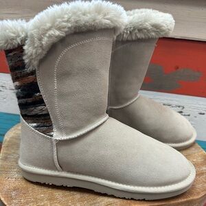 LAMO Willow Boots Size 9